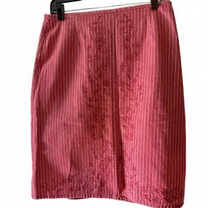 Evan Picone casual embroidered skirt